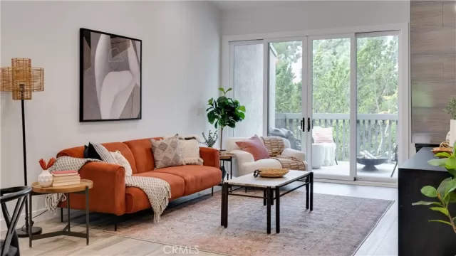 MLS: OC23064688 Condo For Sale