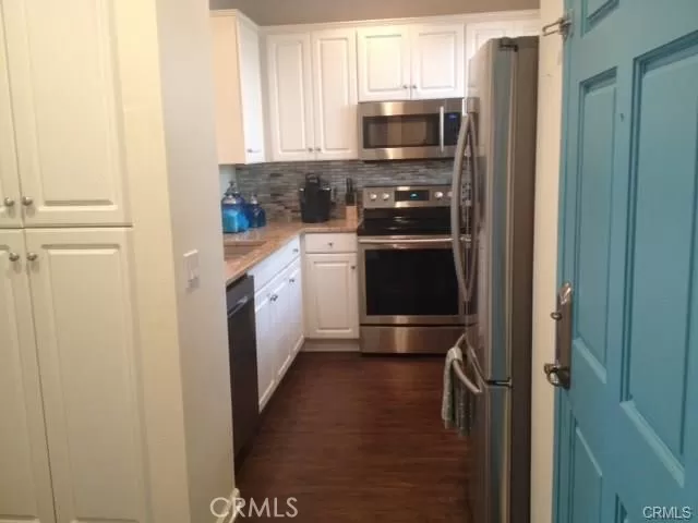 MLS: OC23064741 Condo For Sale