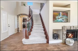 Photo #3: OC23065033 Listing 