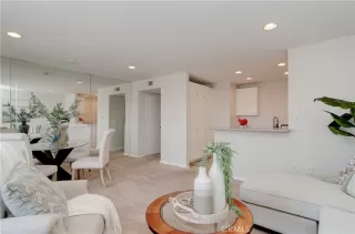 Photo #2: OC23065103 Listing 