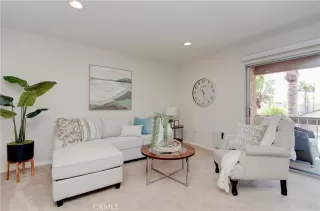 Photo #4: OC23065103 Listing 