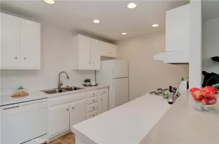 Photo #5: OC23065103 Listing 