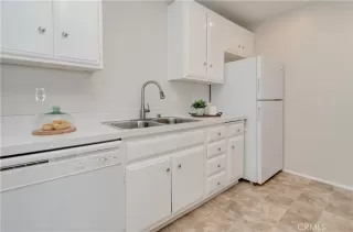 Photo #6: OC23065103 Listing 