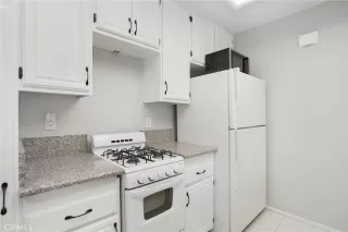 Photo #5: OC23065217 Listing 