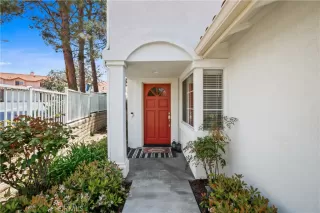 Photo #2: OC23065238 Listing 