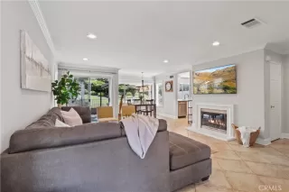 Photo #3: OC23065238 Listing 