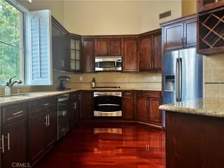 Photo #5: OC23065276 Listing 