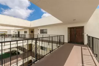 Photo #5: OC23065909 Listing