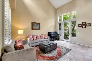 Photo #5: OC23066279 Listing 