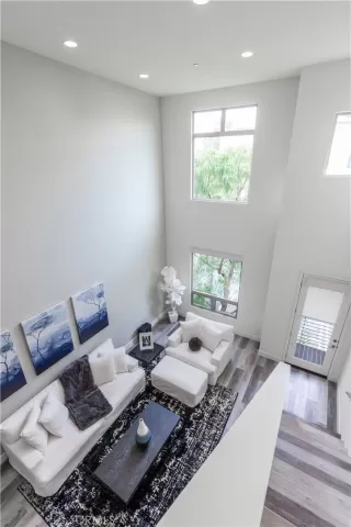 Photo #1: OC23066351 Listing