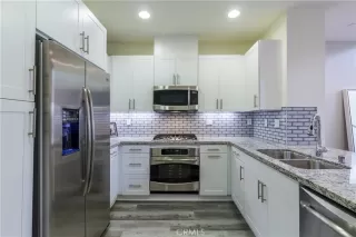 Photo #4: OC23066351 Listing