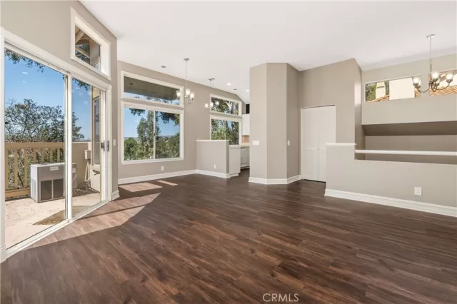 MLS: OC23066404 Condo For Sale