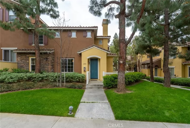 MLS: OC23066493 Condo For Sale