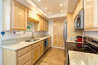 Photo #1: OC23066588 Listing 