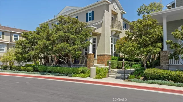 MLS: OC23066801 Condo For Sale