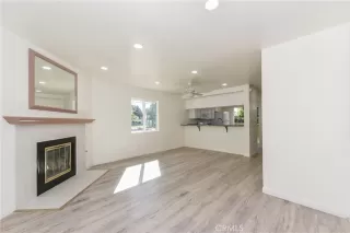 Photo #2: OC23067522 Listing 