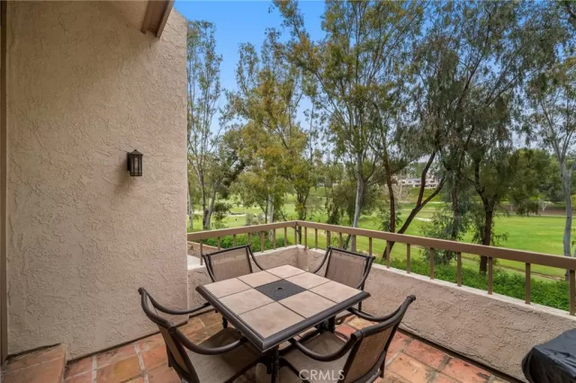 MLS: OC23067538 Condo For Sale