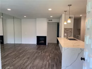 Photo #5: OC23067730 Listing