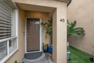 Photo #2: OC23067731 Listing 