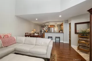 Photo #6: OC23067731 Listing 