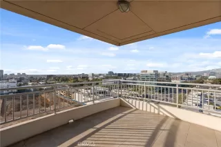 Photo #4: OC23067735 Listing