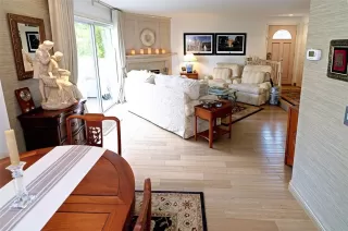 Photo #2: OC23067785 Listing 