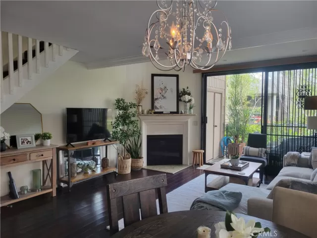 MLS: OC23068294 Condo For Sale