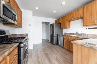 Photo #3: OC23068353 Listing