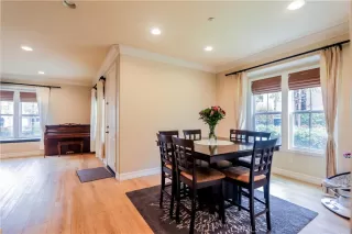 Photo #4: OC23068384 Listing 