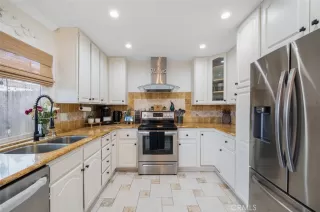 Photo #3: OC23068698 Listing 