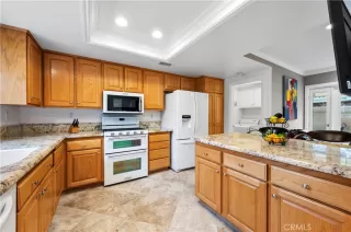 Photo #2: OC23068897 Listing 