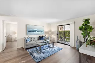 Photo #3: OC23069000 Listing 