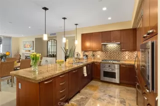 Photo #3: OC23069190 Listing