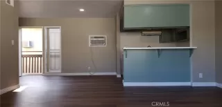 Photo #3: OC23069252 Listing 