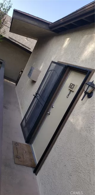 Photo #6: OC23069252 Listing 