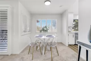 Photo #4: OC23069313 Listing 