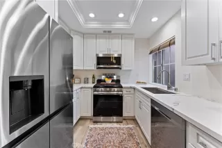 Photo #4: OC23069339 Listing