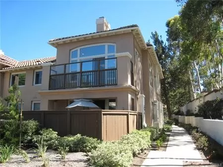 MLS: OC23069679 Condo For Sale