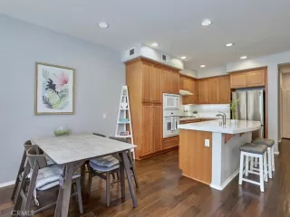 Photo #4: OC23070198 Listing 