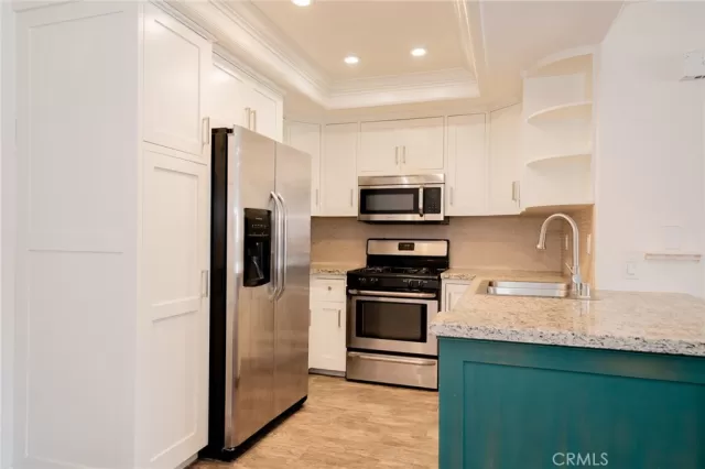 MLS: OC23070226 Condo For Sale