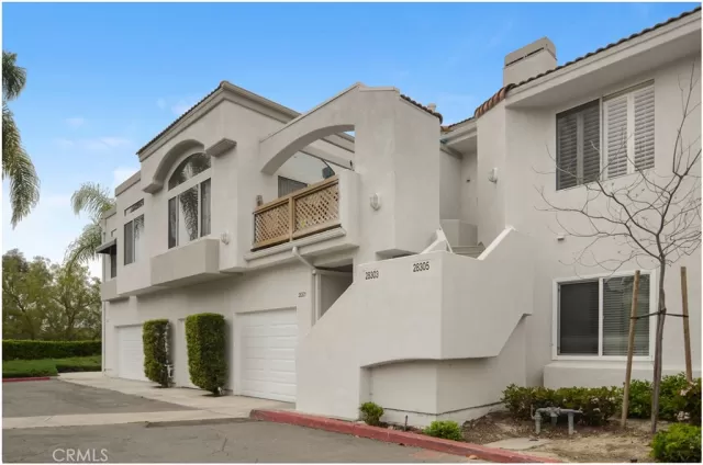 MLS: OC23070412 Condo For Sale