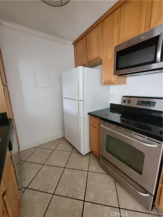 Photo #5: OC23070718 Listing 