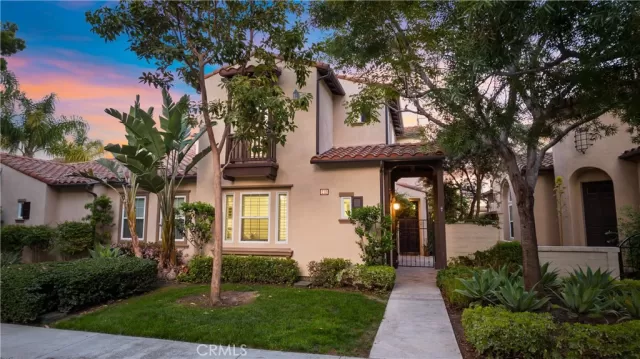 MLS: OC23070805 Condo For Sale