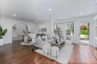 Photo #2: OC23070805 Listing 