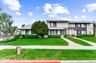 Photo #2: OC23070814 Listing