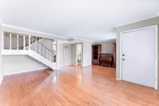 Photo #5: OC23070814 Listing