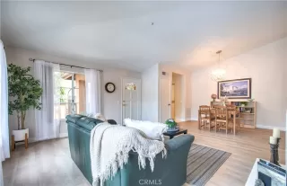 Photo #4: OC23071169 Listing 