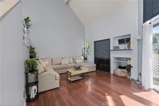 Photo #1: OC23071187 Listing 