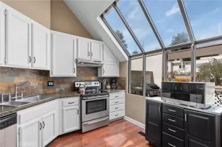 Photo #4: OC23071187 Listing 