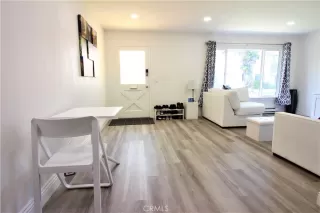 Photo #5: OC23071799 Listing 